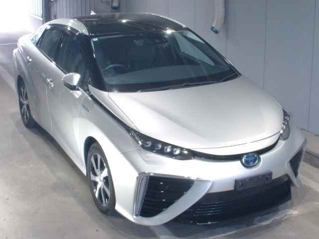 TOYOTA MIRAI — фото