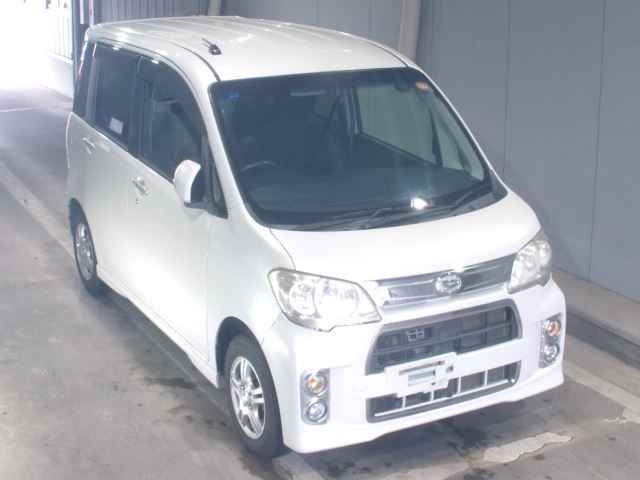 DAIHATSU TANTO — фото