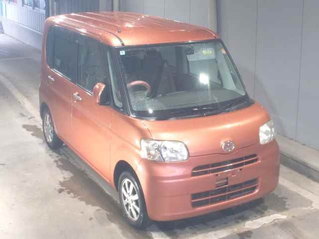 DAIHATSU TANTO — фото