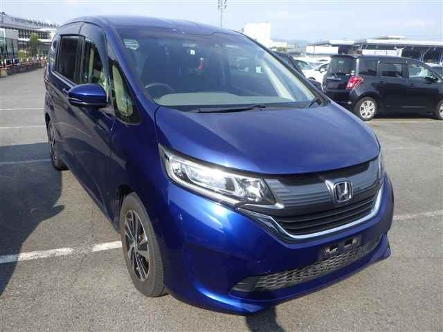 HONDA FREED — фото