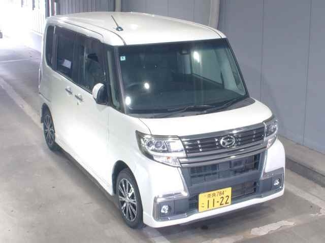 DAIHATSU TANTO — фото