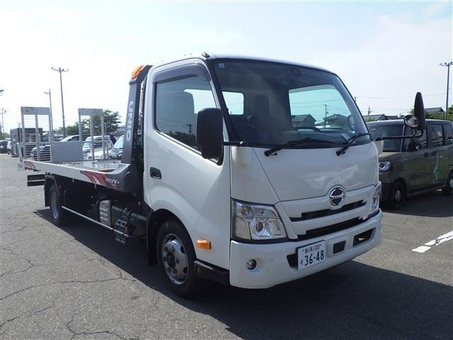 HINO DUTRO — фото