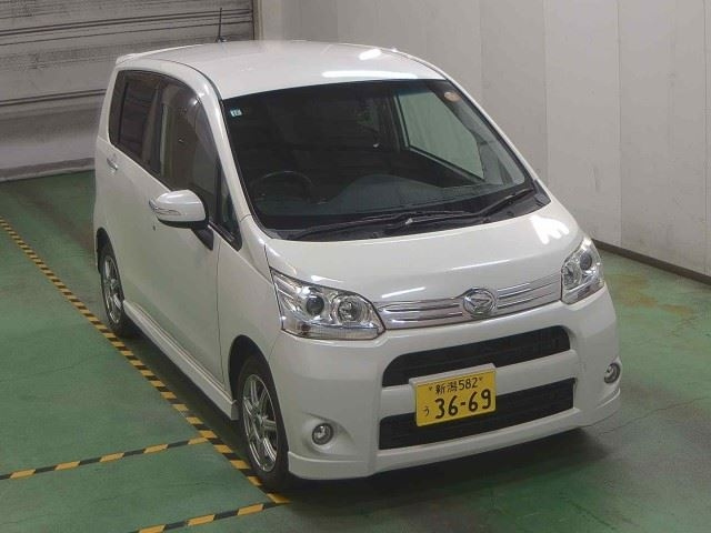DAIHATSU MOVE — фото