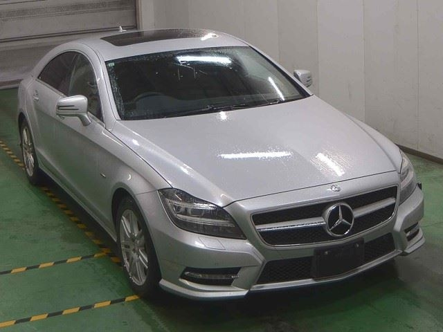 MERCEDES-BENZ CLS — фото
