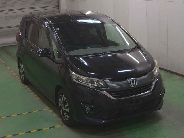 HONDA FREED — фото