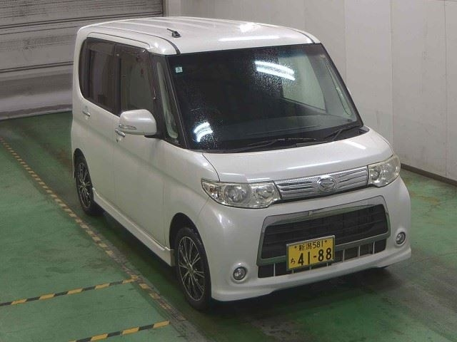 DAIHATSU TANTO — фото