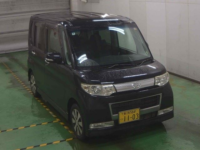 DAIHATSU TANTO — фото