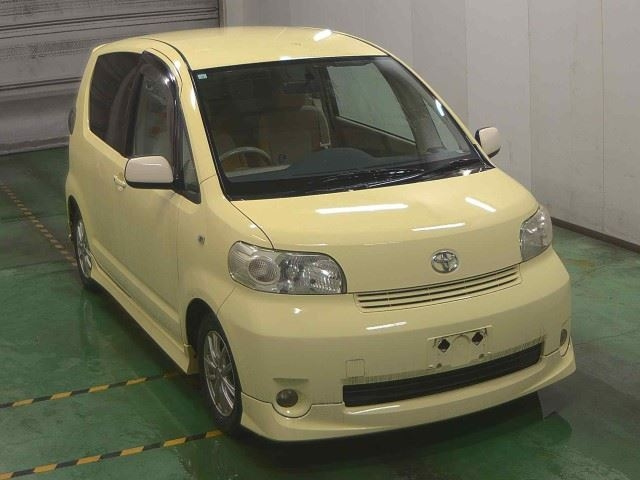 TOYOTA PORTE — фото