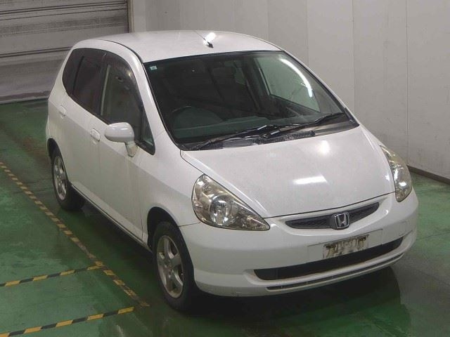 HONDA FIT — фото
