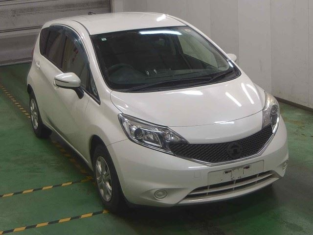 NISSAN NOTE — фото