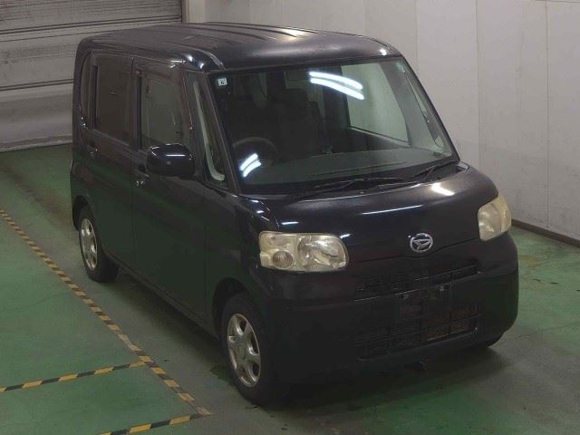 DAIHATSU TANTO — фото