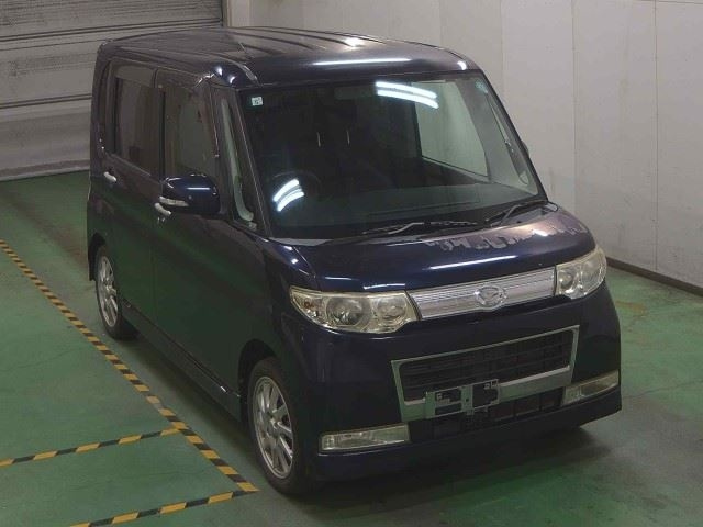 DAIHATSU TANTO — фото