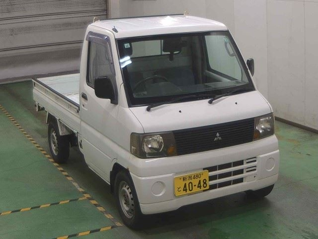 MITSUBISHI MINICAB — фото