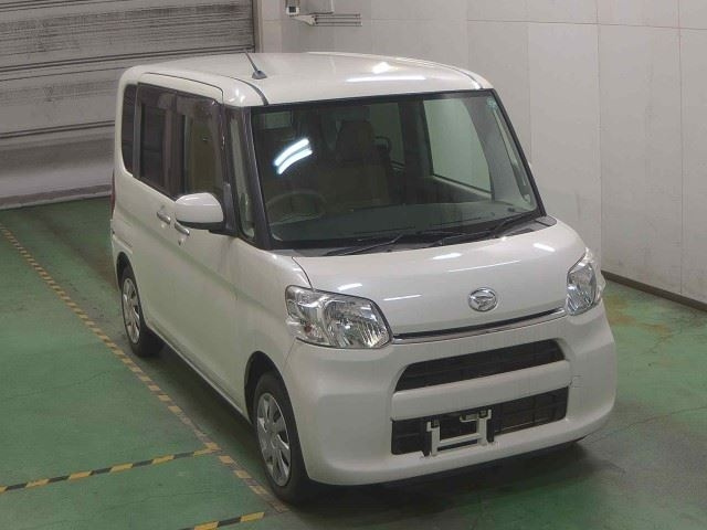 DAIHATSU TANTO — фото