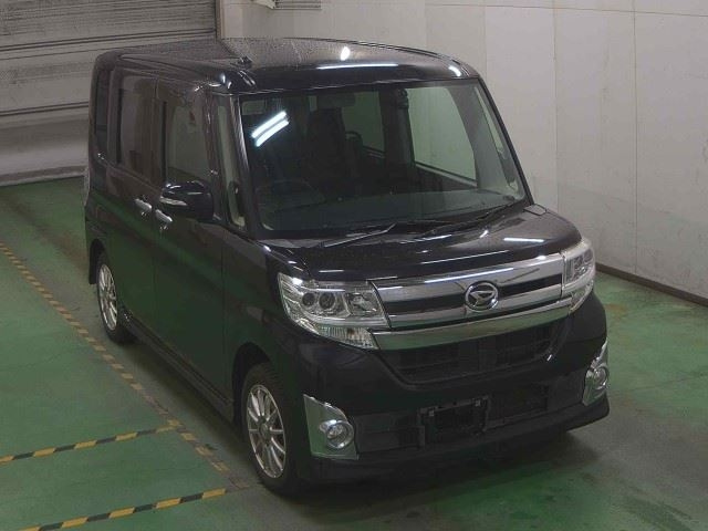 DAIHATSU TANTO — фото