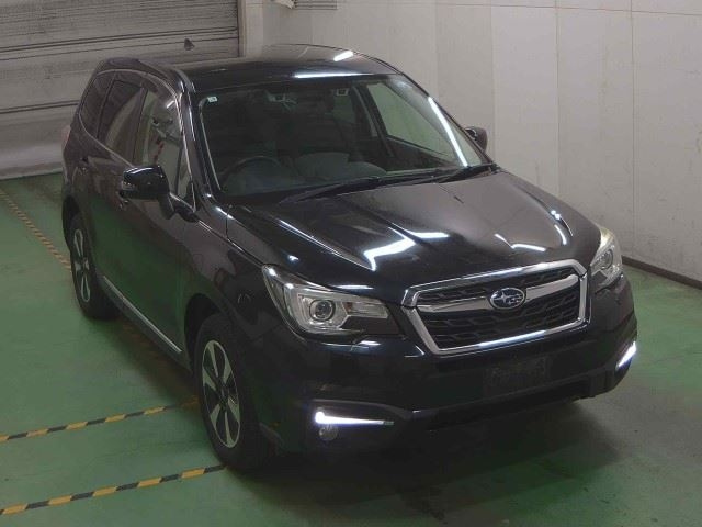 SUBARU FORESTER — фото