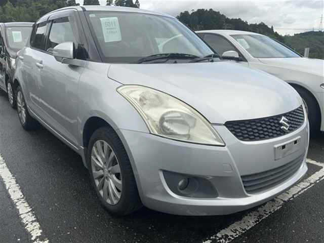 SUZUKI SWIFT — фото
