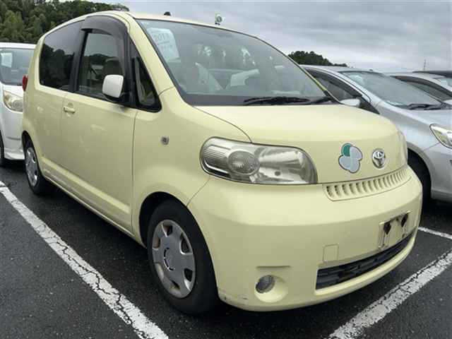 TOYOTA PORTE — фото