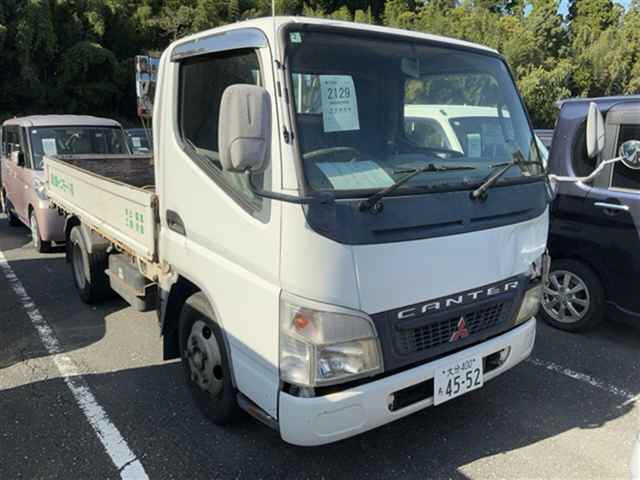 MITSUBISHI CANTER — фото