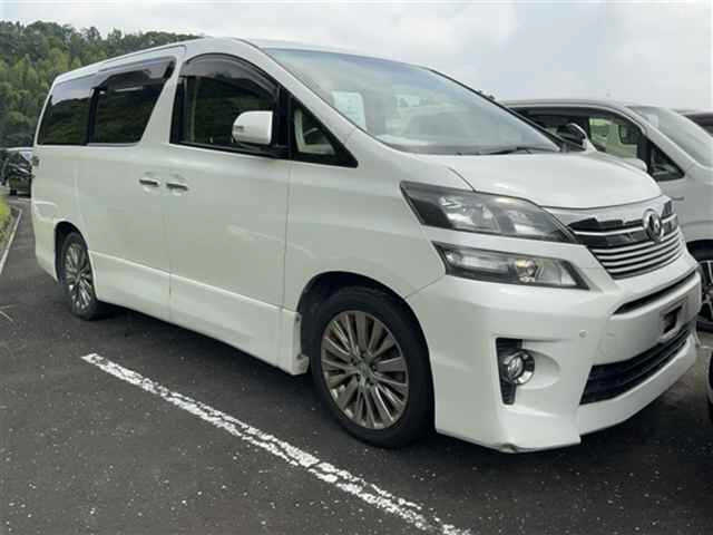 TOYOTA VELLFIRE — фото