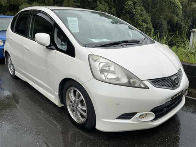 HONDA FIT — фото