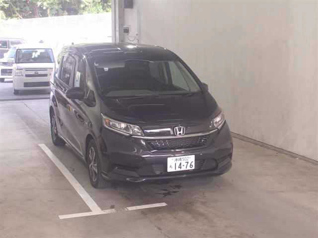HONDA FREED — фото