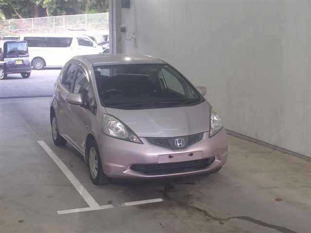 HONDA FIT — фото