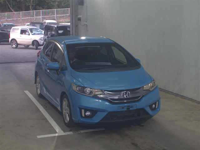 HONDA FIT — фото