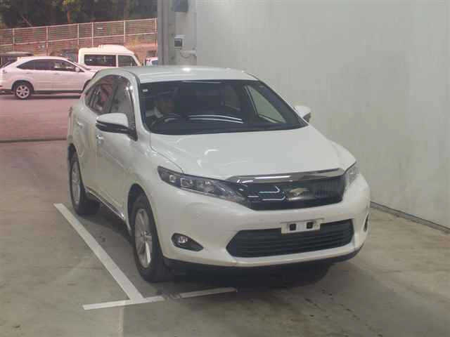 TOYOTA HARRIER — фото