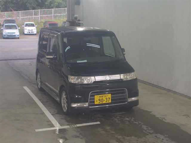 DAIHATSU TANTO — фото