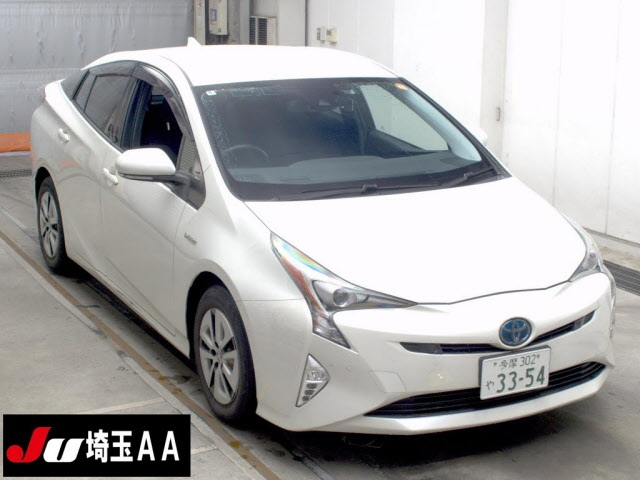 TOYOTA PRIUS — фото