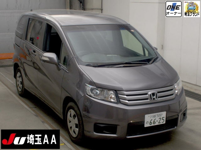 HONDA FREED — фото