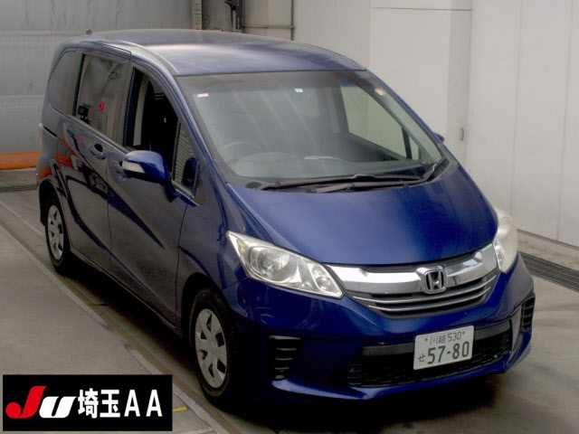 HONDA FREED — фото