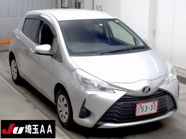 TOYOTA VITZ — фото