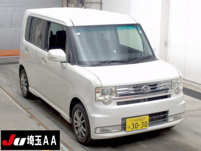 DAIHATSU MOVE — фото