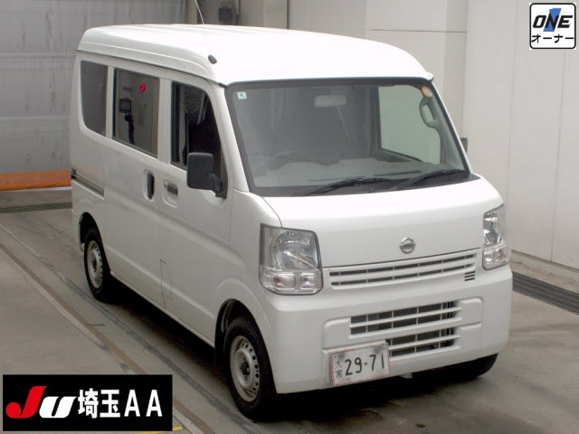 NISSAN CLIPPER — фото