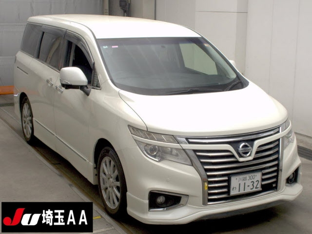 NISSAN ELGRAND — фото