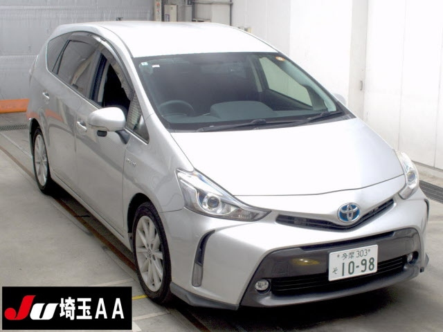 TOYOTA PRIUS — фото