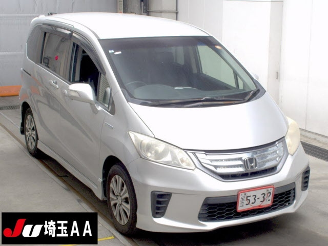 HONDA FREED — фото