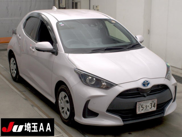 TOYOTA YARIS — фото