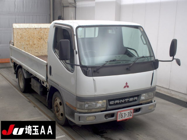 MITSUBISHI CANTER — фото