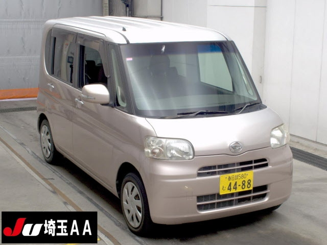 DAIHATSU TANTO — фото