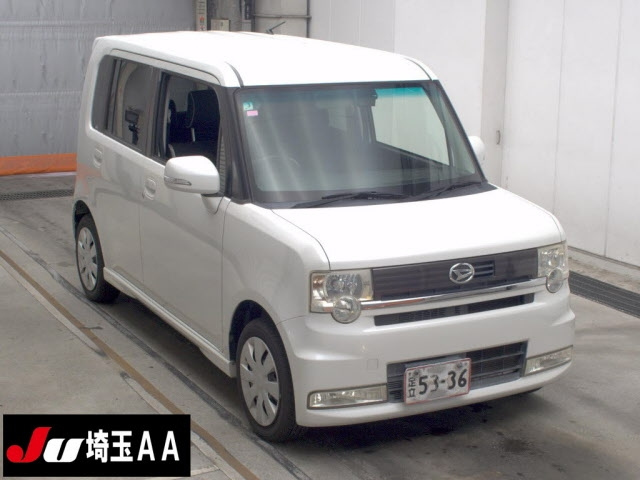 DAIHATSU MOVE — фото