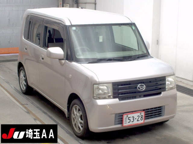 DAIHATSU MOVE — фото
