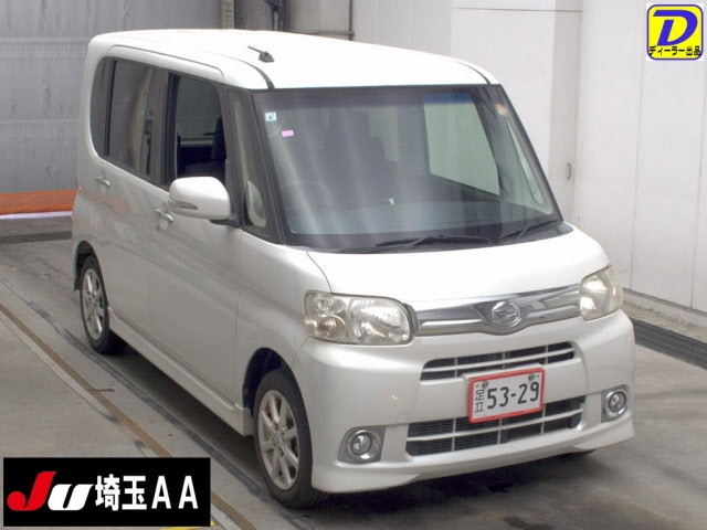 DAIHATSU TANTO — фото