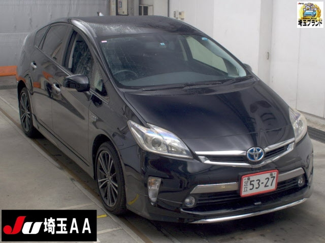 TOYOTA PRIUS — фото