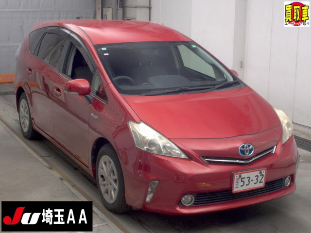 TOYOTA PRIUS — фото