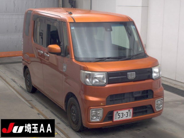DAIHATSU WAKE