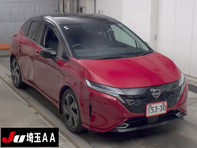 NISSAN AURA