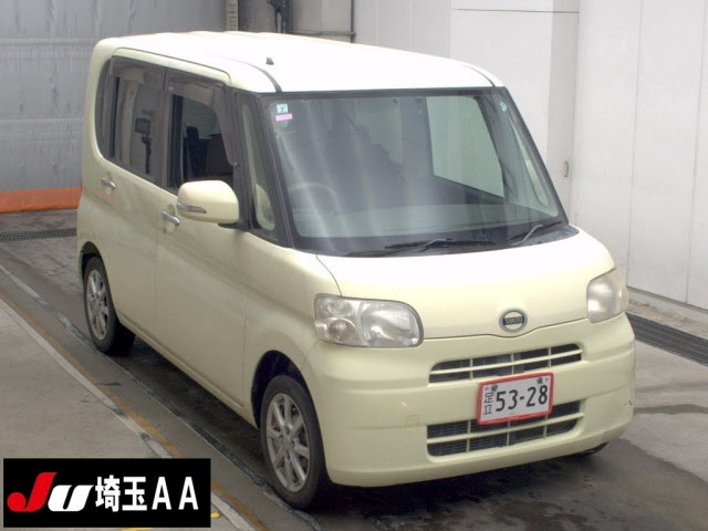 DAIHATSU TANTO — фото